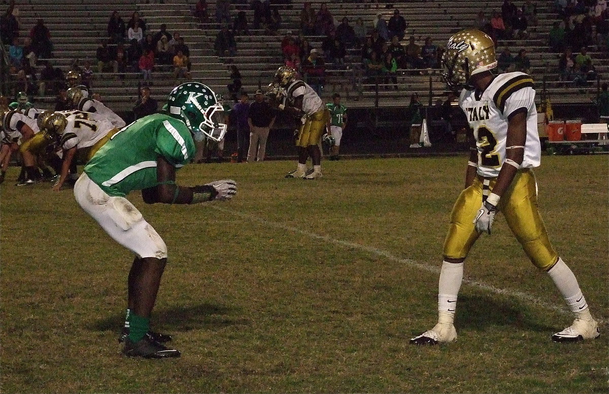 Image: Gladiator receiver Eric Carson(12) kept the Kerens’ defense honest with one catch for 9 yards and one two-point conversion reception.