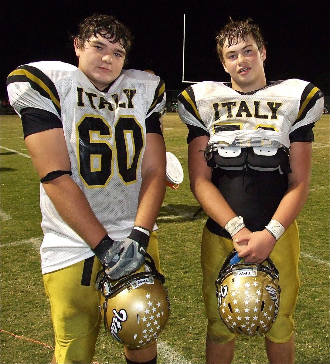 Image: Big heavies Kevin Roldan(60) and Zain Byers(50) add power to Italy’s punch.