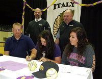 Image: Lady Gladiator Alyssa Richards, a senior at Italy High High School, and signs her Letter of Intent upon accepting a softball scholarship to Tennessee Tech University as her parents Allen and Tina Richards, Lady Gladiator Softball Head Coach Wayne Rowe and IHS principal Lee Joffre show their support.