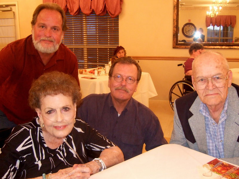 Image: Edith Newell (resident) sharing the Thanksgiving celebration with Lee Newell (son), Walt Newell (son) and Ken Adkins (brother).