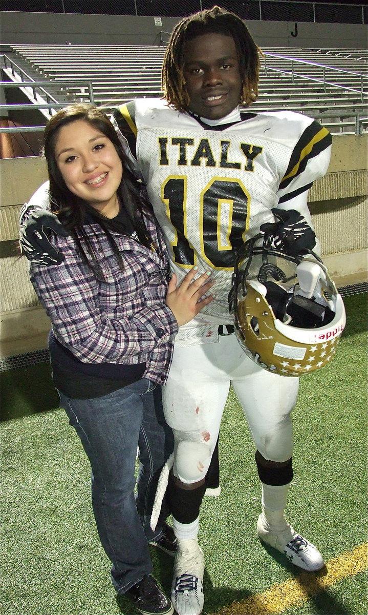 Image: Monserrat Figueroa and Ryheem Walker(10) enjoy the moment with Italy claiming the area championship.