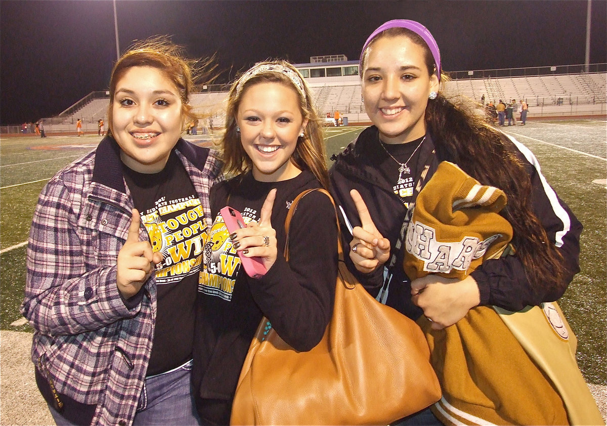 Image: Monserrat Figueroa, Bailey Eubank and Alyssa Richards are proud of their Gladiators!