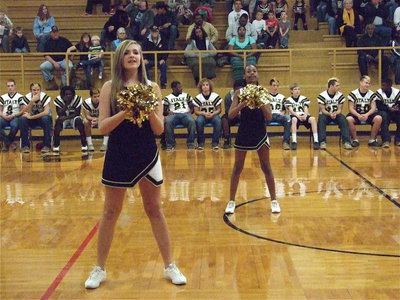 Image: Italy JH cheerleaders Annie Perry and Sierra Wilson cheer on the Gladiators!