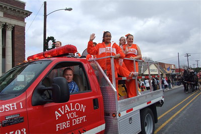 Image: The Avalon Fire Department transports Avalon’s Junior High/JV cheerleaders along the parade route.