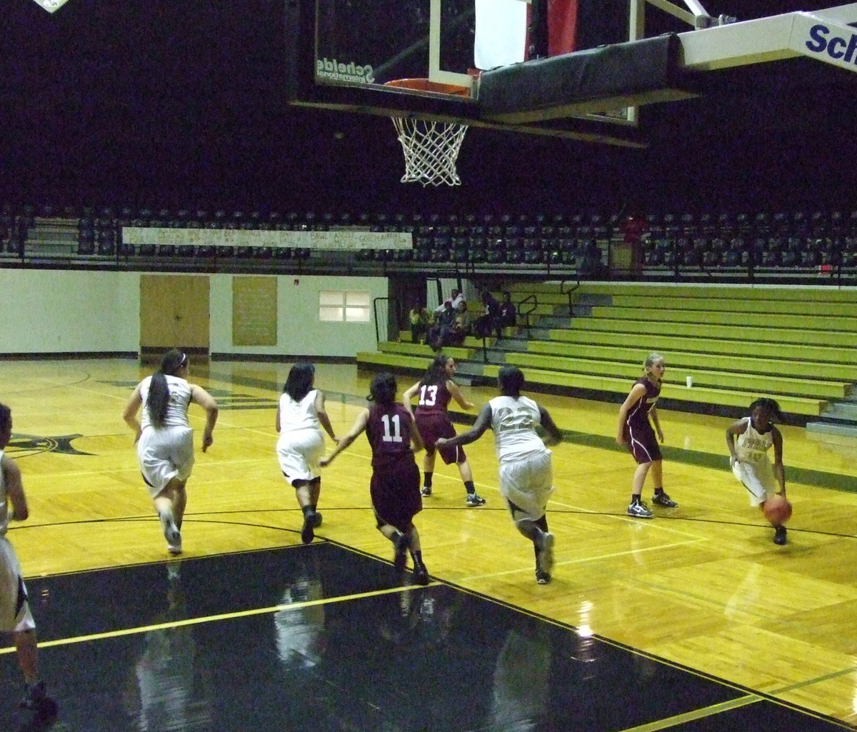 Image: Kendra Copeland #10 turns to get the Italy offense heading in the right direction.