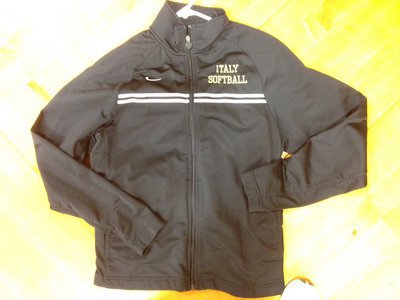 Image: An Italy Softball jacket with a more conservative look.