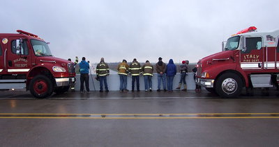 Image: The Italy Fire Department and the Milford Fire Department unite to honor Chris Kyle.