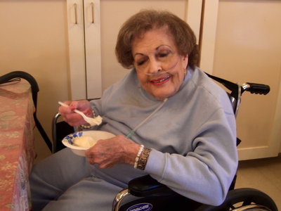 Image: Edith Newell (resident) exclaimed,“I love cake and ice cream!”