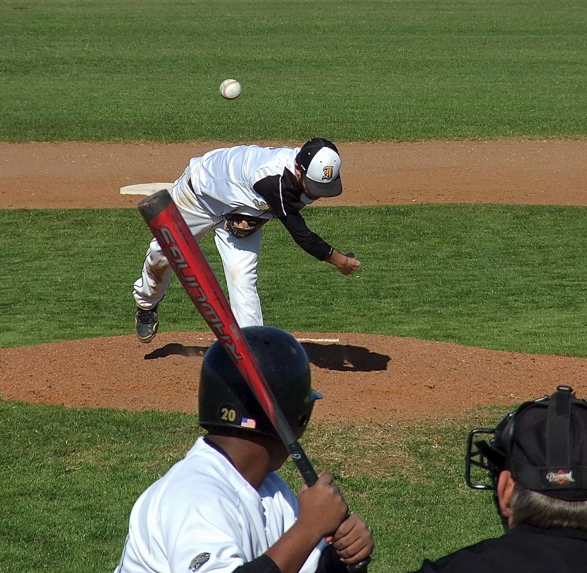 Image: Look, Caden Jacinto(2) is on the mound for Italy!