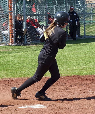 Image: Sophomore Kelsey Nelson hits a single against Lorena.