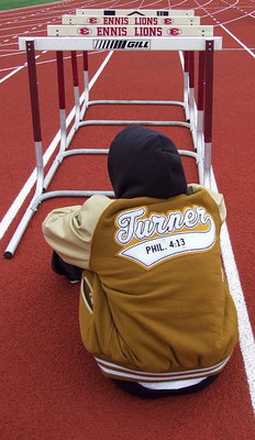 Image: “I can do everything through Him who gives me strength.” 1A Italy’s Halee Turner ponders the hurdles before running away with a pair of 1st place finishes in the 100m hurdles and 300m hurdles against 4A competition!