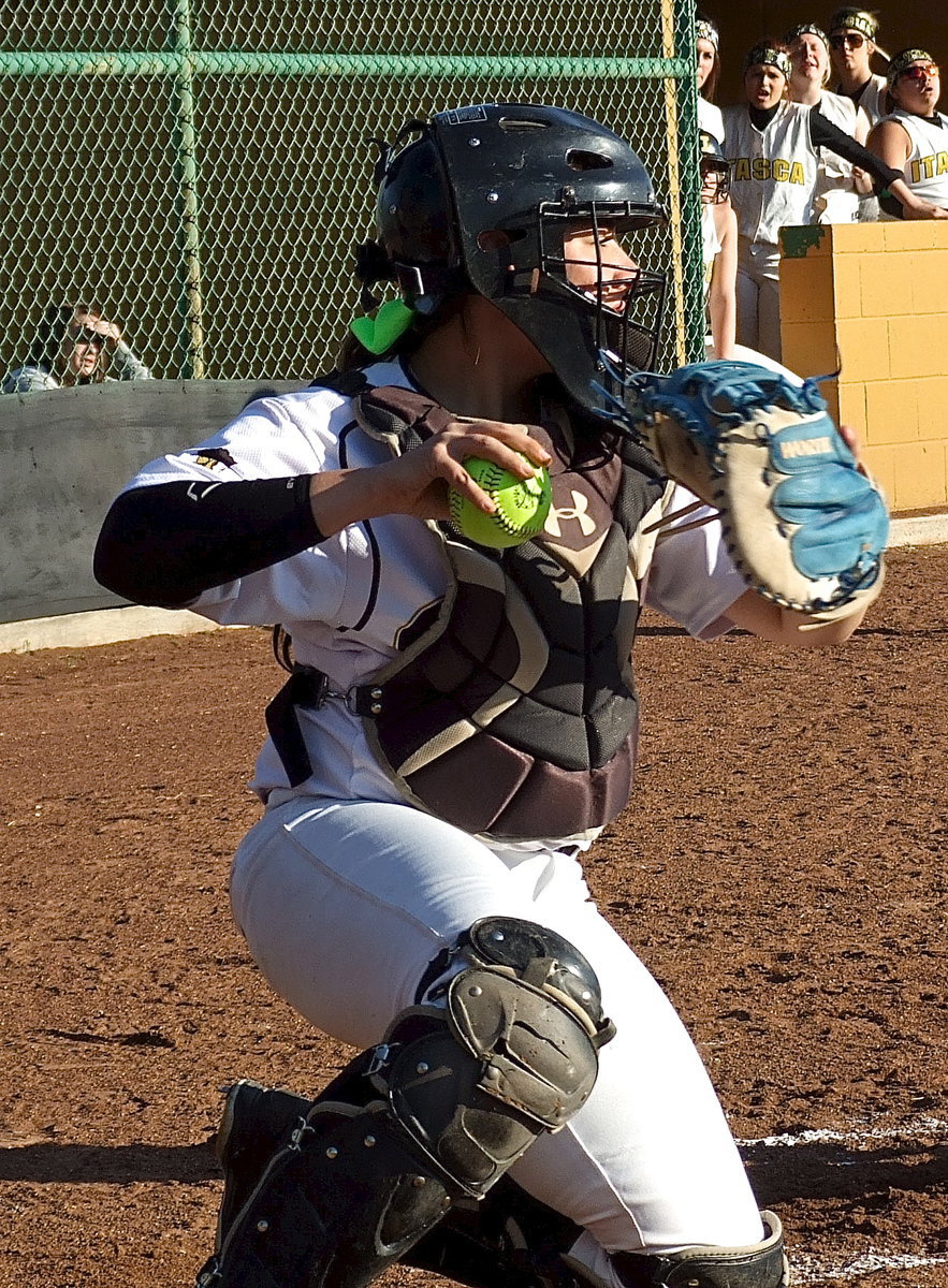 Image: Alyssa Richards and her teammates never wavered in their confidence while finding a way to defeat a fired up Itasca squad.