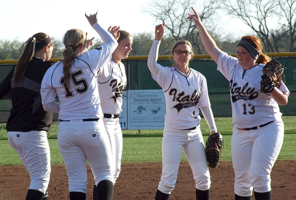 Image: Lady Gladiators Paige Westbrook, Jaclynn Lewis, Madison Washington, Bailey Eubank and Katie Byers, along with their teammates, overcame the challenge from Itasca by sticking together as a team.