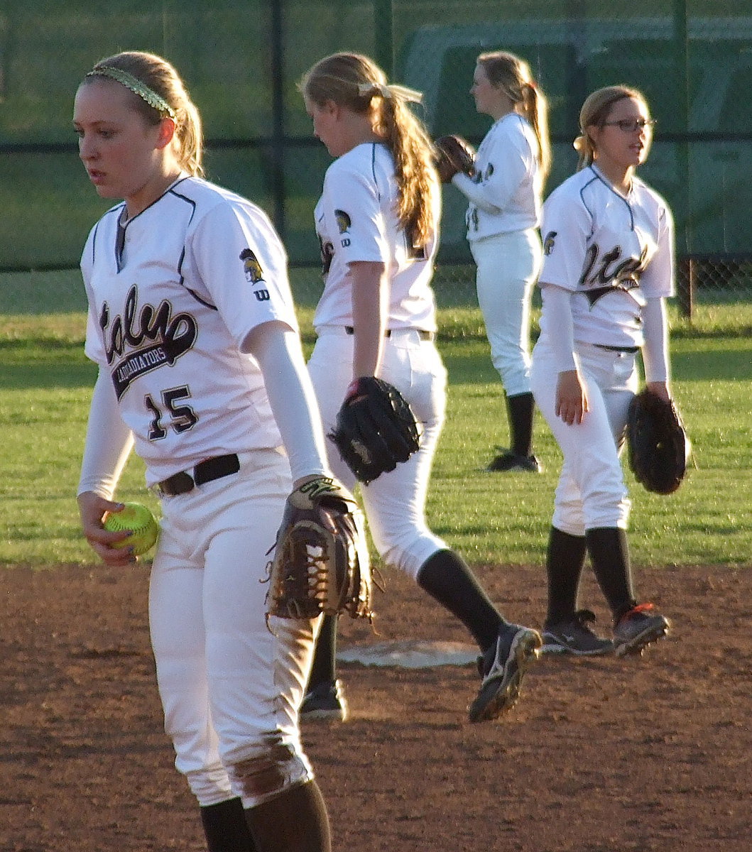 Image: Italy’s Jaclynn Lewis(15), Madison Washington(2), Kelsey Nelson(14) and Bailey Eubank(1) (all sophomores) laid it all on the line against Itasca.