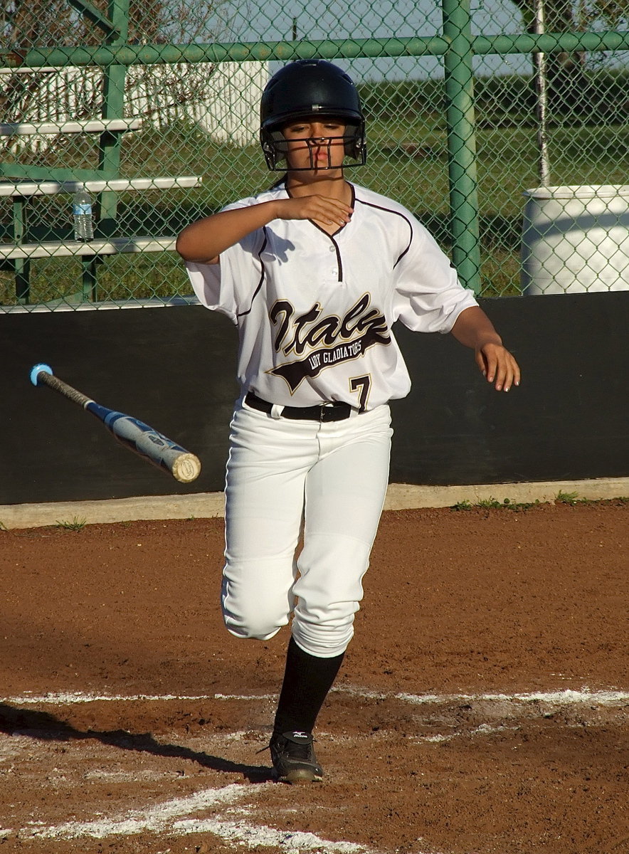 Image: Italy’s Ashlyn Jacinto(7) earns a walk against Covington.