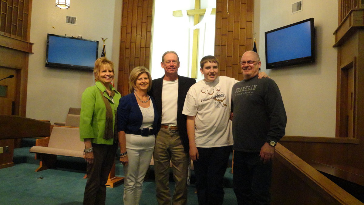 Image: Ranae Harrison, Debbie Hyles, Ronnie Clanton, members of the Italy High School class of 1968; along with Brett Kirton and Homer Uehlinger.