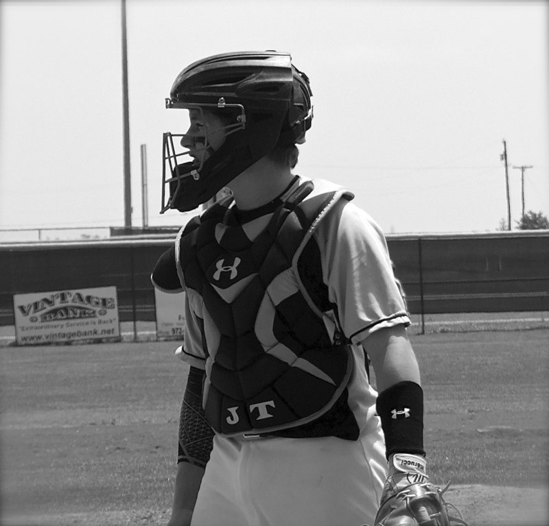 Image: Italy’s John “J.T.” Escamilla(3) is ready for battle.