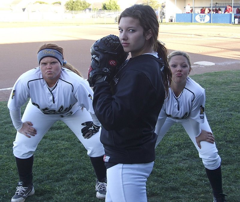 Image: Morgan Cockerham(8) and teammates Katie Byers(13) and Bailey Eubank(1) looked extremely confident against Gorman on Friday.