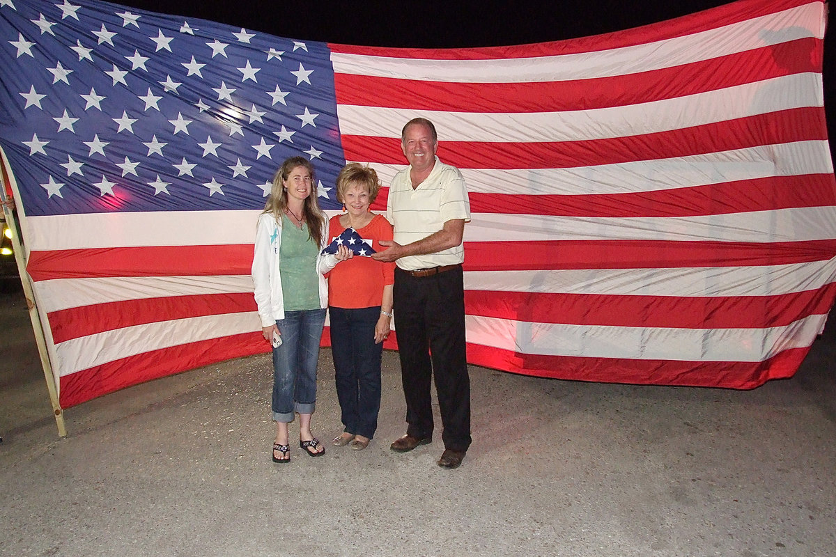 Image: City of Italy Mayor James Hobbs with his wife, Joyce Hobbs, and City of Italy employee, Rhonda Cockerham.