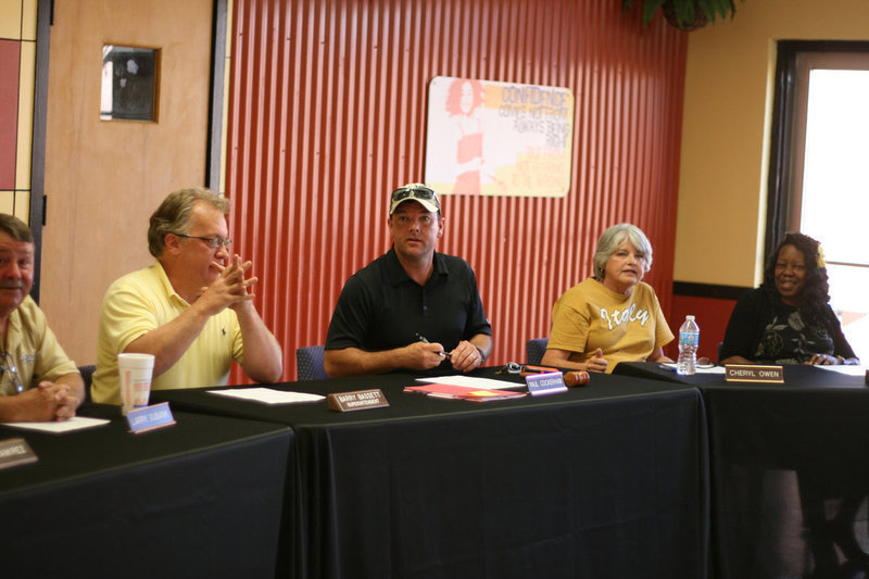 Image: The Italy ISD School Board met at a called meeting on Monday night.