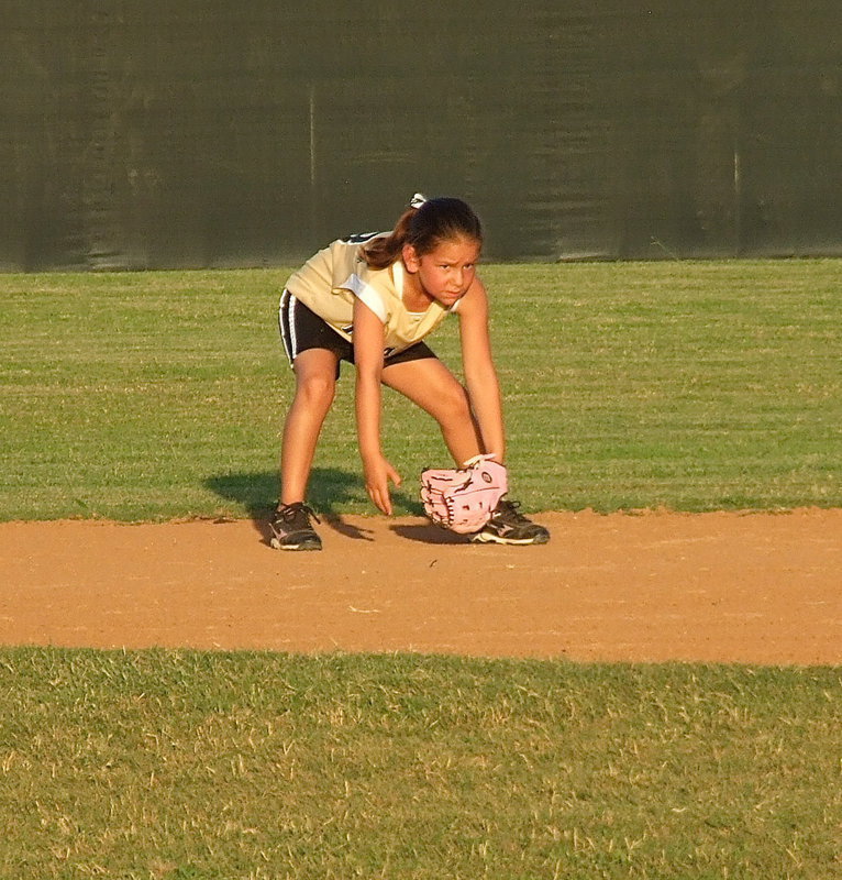 Image: Ella Hudson staying alert in centerfield for Italy.