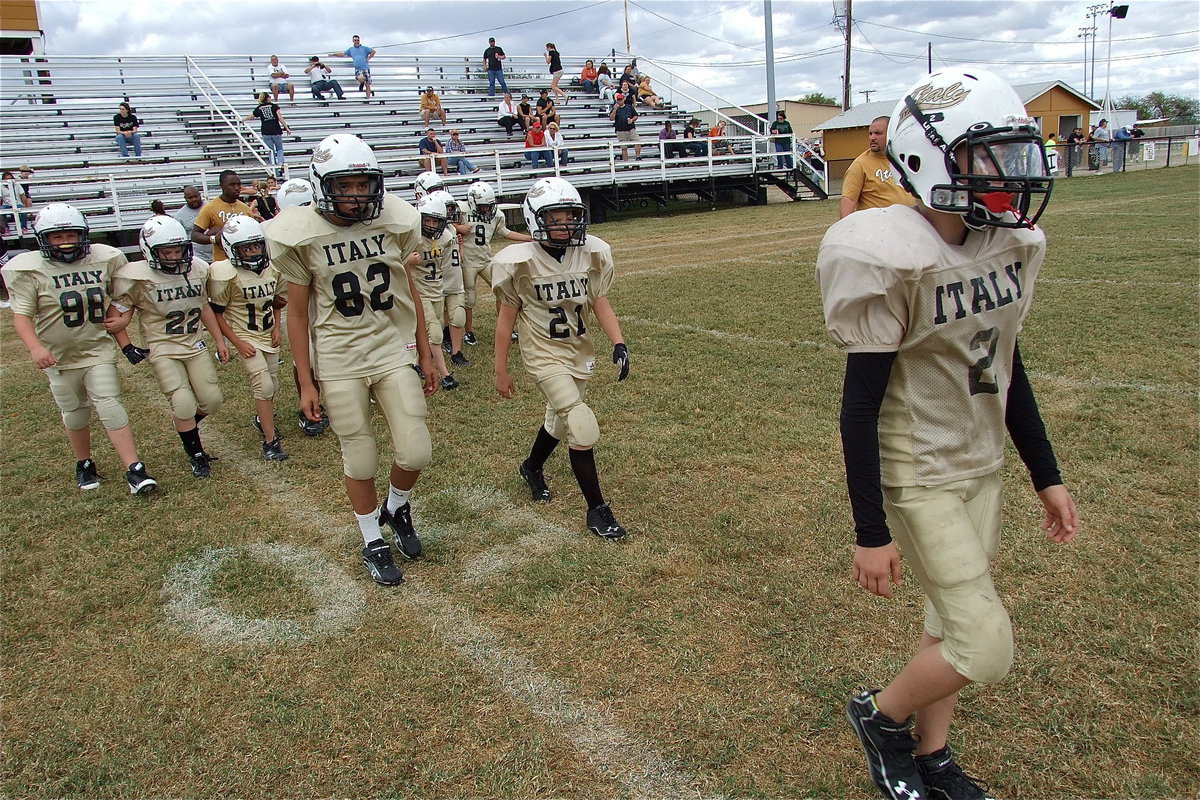 Image: The coin toss sets the tone.