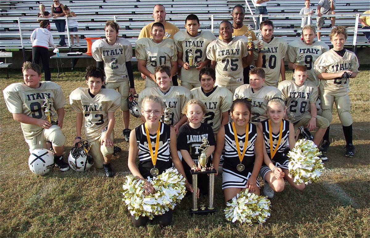 Image: The 2012 IYAA A-Team Gladiators finish as the Superbowl Runner-Up in the inaugural NEH (Navarro, Ellis and Hill) season while making history as the club’s first A-Team (5th – 6th Majors) to reach the Superbowl within their division. Awesome!