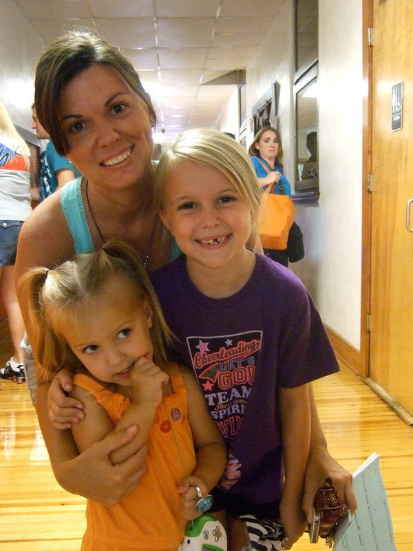 Image: Tinley, Addison and mom, Jenny Westmoreland, were happy to meet Miss Munger as she will be Addison’s teacher.