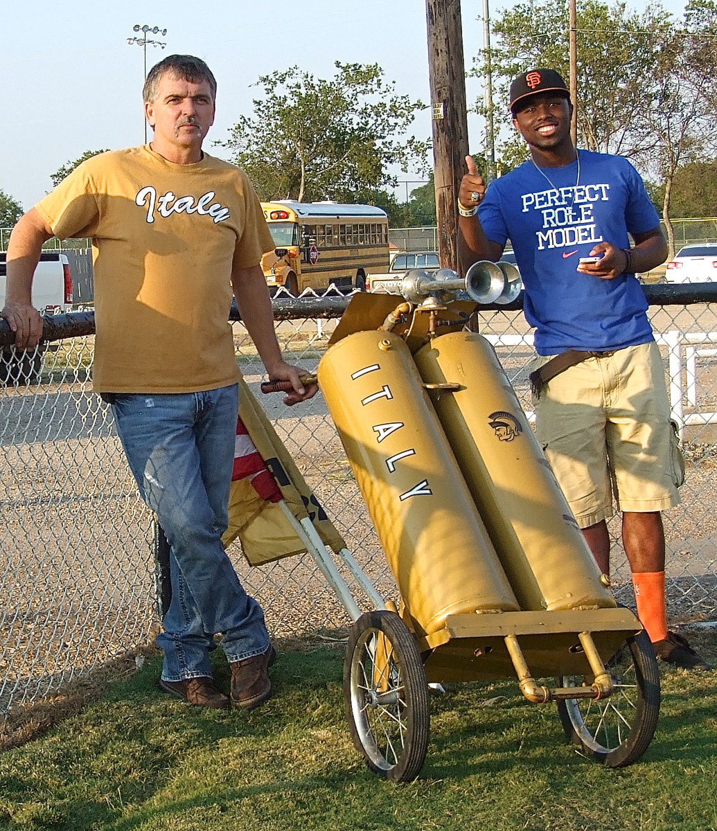 Image: Gary Wood and Jasenio Anderson are ready to make some noise!