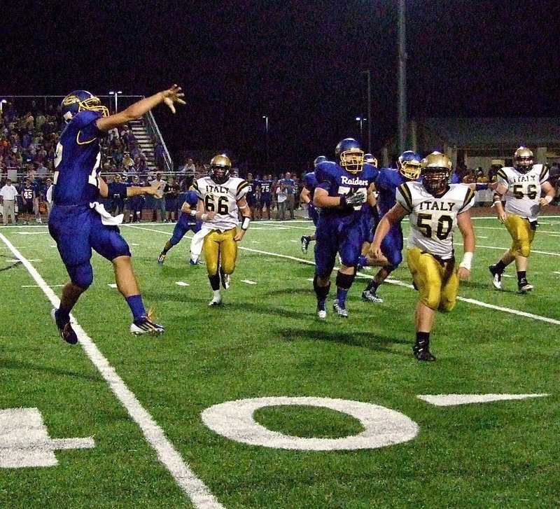 Image: Kyle Fortenberry(66), Zain Byers(50) and John Byers(56) try to contain Sunnyvale’s passing attack.