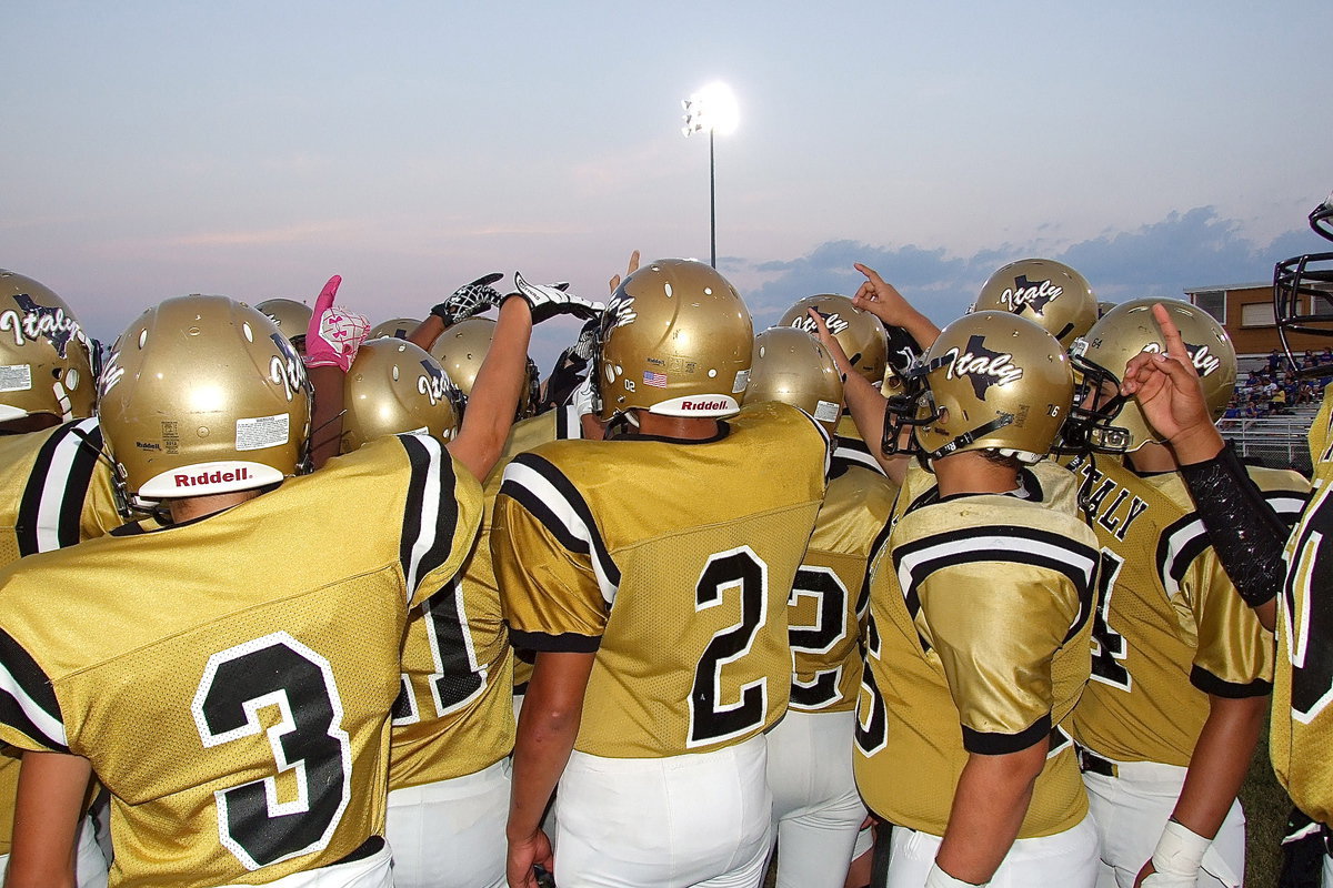 Image: Italy’s JV Gladiators are ready to do battle against Sunnyvale.