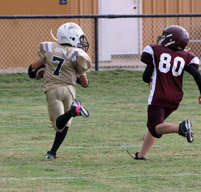 Image: Laveranues Green(7) rushes in for a B-team touchdown.