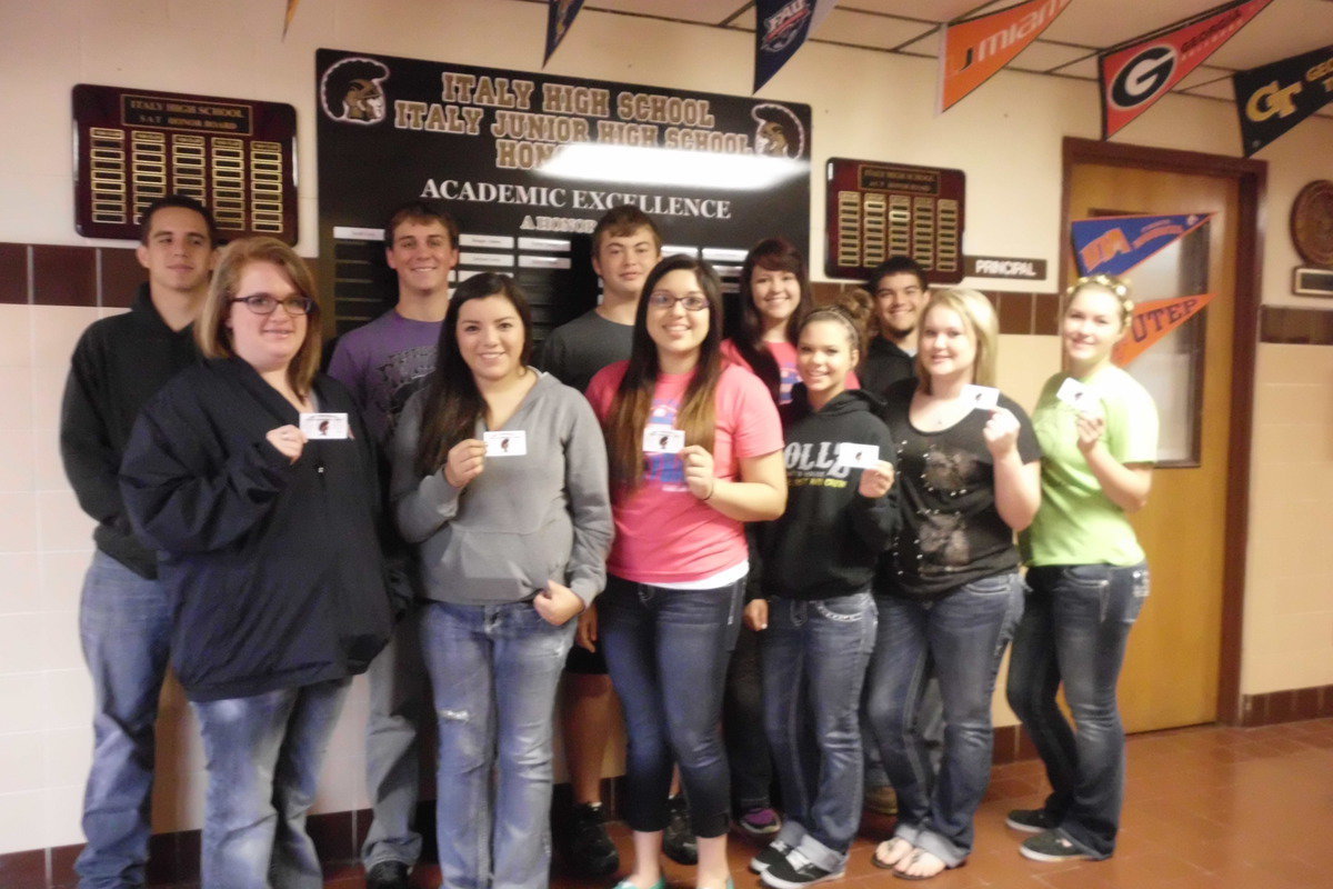 Image: Front Row l to r: Emily Stiles, Adriana Celis, Monserat Figueroa, Coral McCarthy, Jesica Wilkins and Taylor Turner. Back Row l to r: Cody Medrano, Joe Mack Pitts, Zain Byers, Paige Westbrook and Tyler Anderson.