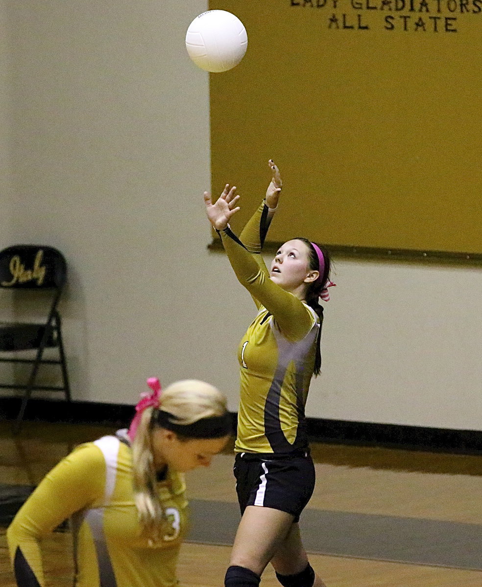 Image: Bailey Eubank(1) serves the ball over to Kopperl.