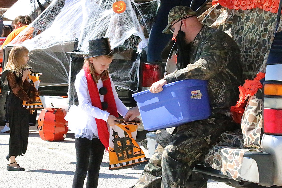 Image: The treats and the smiles just keep coming.