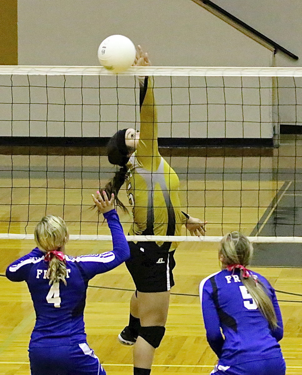 Image: Lady Gladiator Monserrat Figueroa(15) sneaks one thru against Frost during her final home game as a senior.