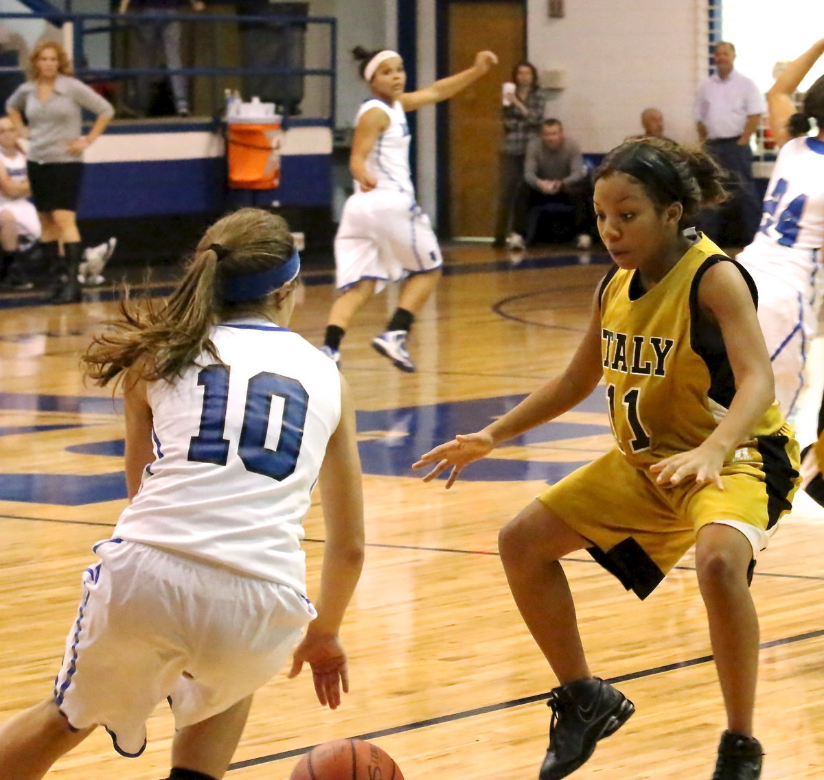 Image: Ryisha Copeland(11) playing some tenacious defense for Italy.