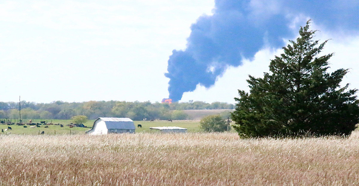 Image: Dangerous smoke cuts thru what was looking to be a scenic day.