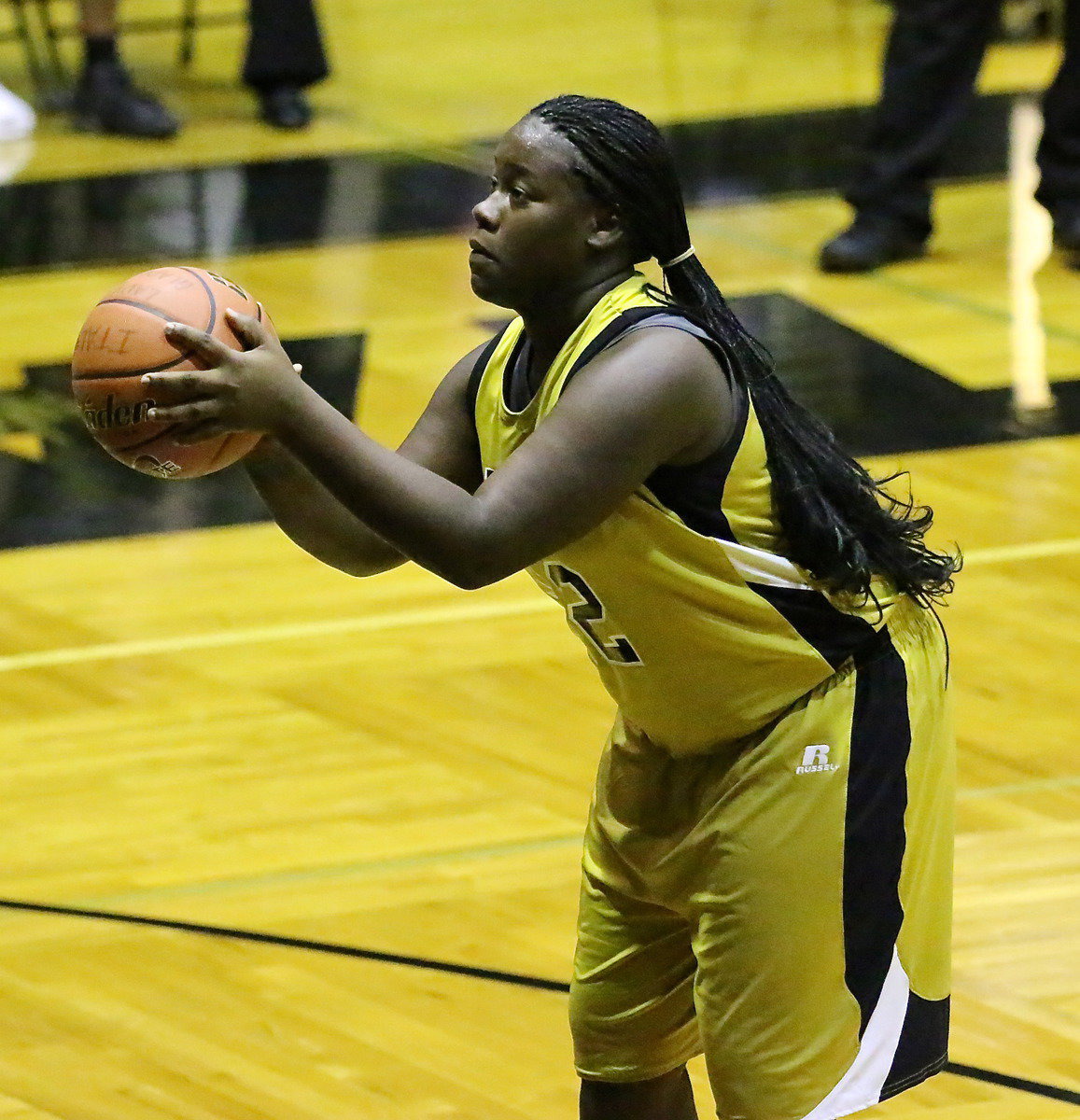 Image: Taleyia Wilson(22) takes her time at the line.