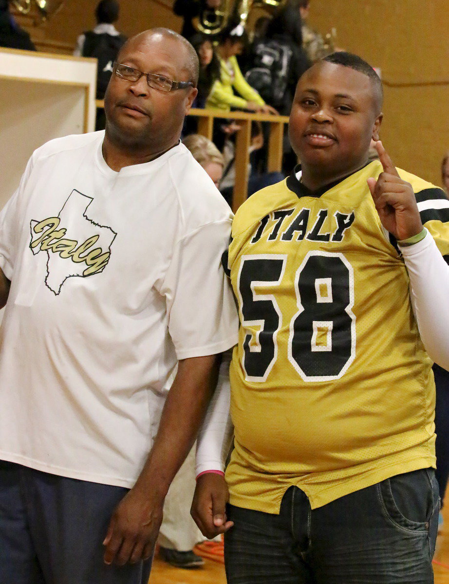 Image: Proud papa, Larry Mayberry, Sr., and his senior son, Darol Mayberry.