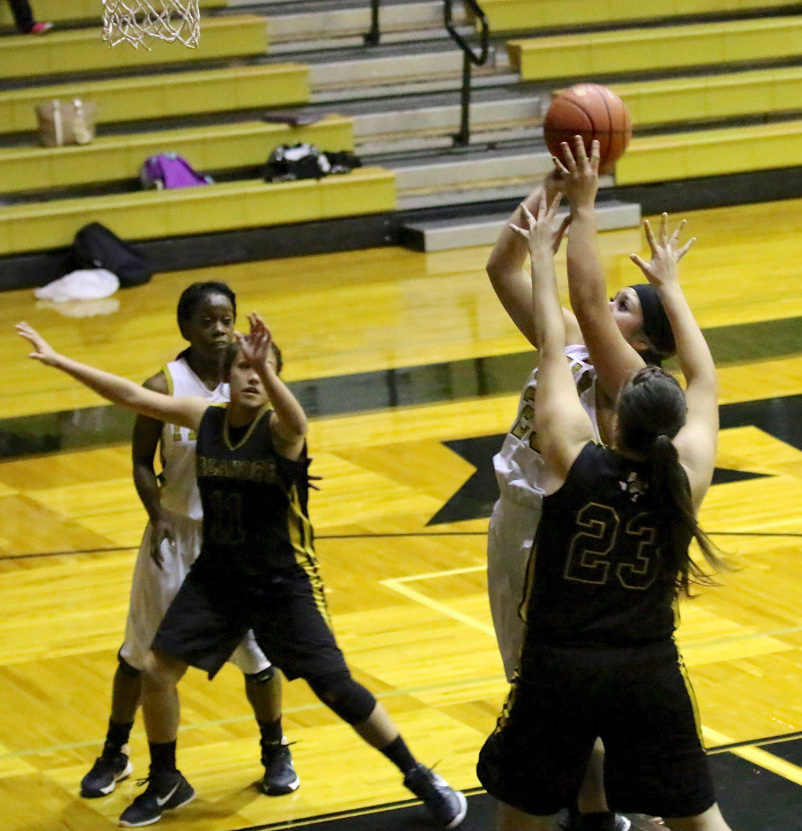 Image: Monserrat Figueroa(25) scores the bucket and draws the and-1.