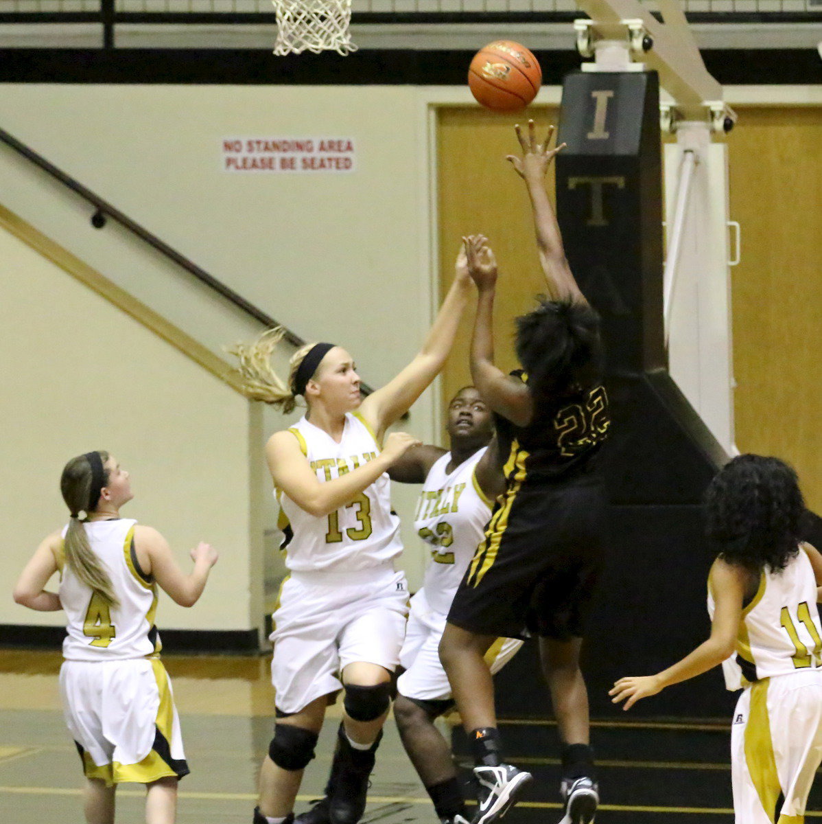 Image: Tara Wallis(4), Jaclynn Lewis(12), Taleyia Wilson(22) and Ryisha Coepland(11) hoped to contain Malakoff.