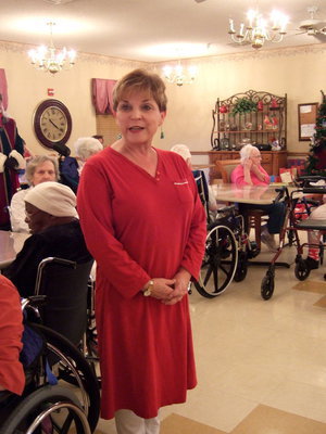 Image: Ann Rayner (new administrator) took this opportunity to introduce herself to the residents.