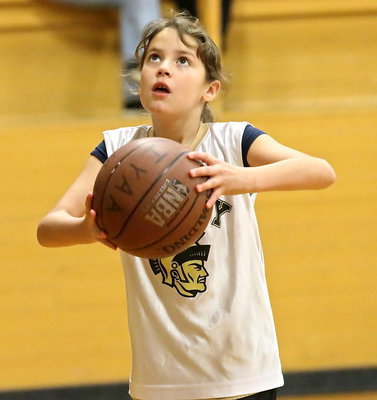 Image: IYAA’s Erin Roberts(6) makes her layup to start the 3rd/4th grade girls game between Italy and visiting Abbott.