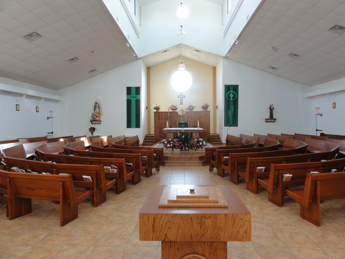 Image: Inside of Epiphany Catholic Church