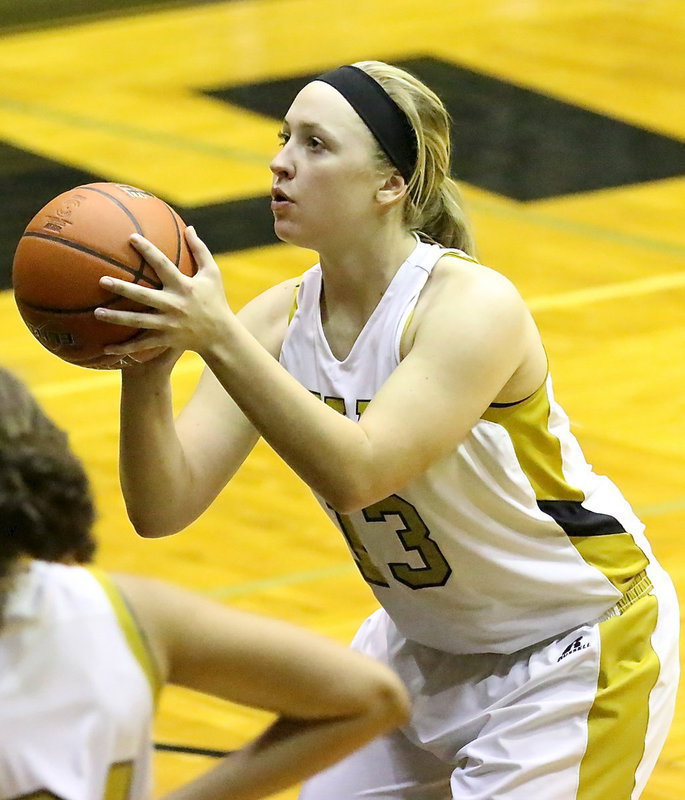 Image: Italy’s Jaclynn Lewis(13) was named to the 2013-2014  Academic All-District Team for the Lady Gladiators.