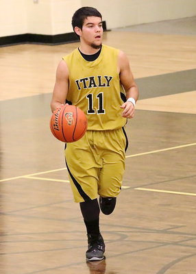 Image: Italy Gladiator senior Tyler Anderson was a 2013-2014 District 14 1A-1 Honorable Mention All-District selection.