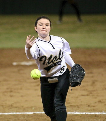 Image: Junior Tara Wallis(5) closes the game from the mound for the Lady Gladiators.