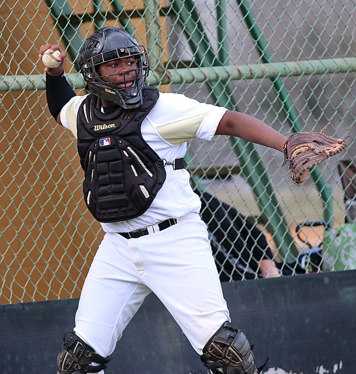 Image: Kenneth Norwood, Jr., hustles after a ball for the JV Gladiators.