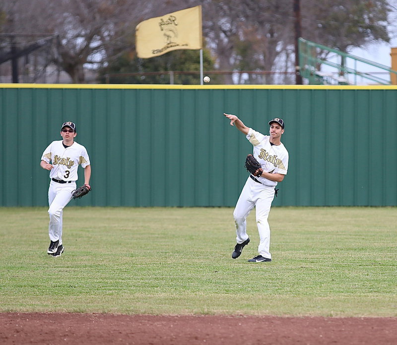 Image: Eli Garcia(3) backs up teammate Mason Womack(4) as Womack hurries the ball in against Maypearl.